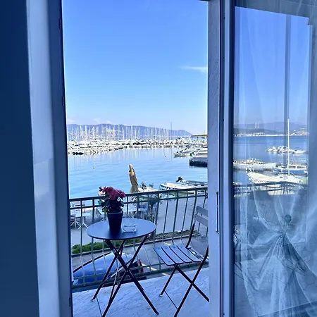 Pensión La Finestra Sul Mare *